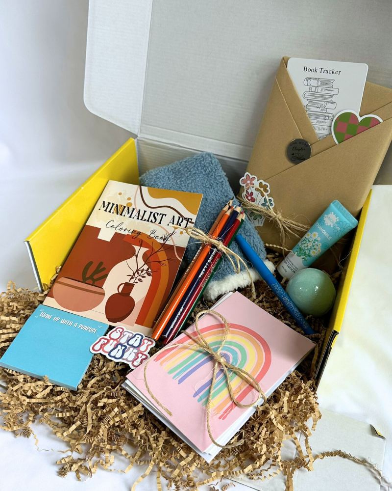 Summer Reading Gift Book Lover Vacation Set Beach Reading Surprise Box Spa Bundle Beach Relaxation Kit Beach Day Reading Summer Box Travel