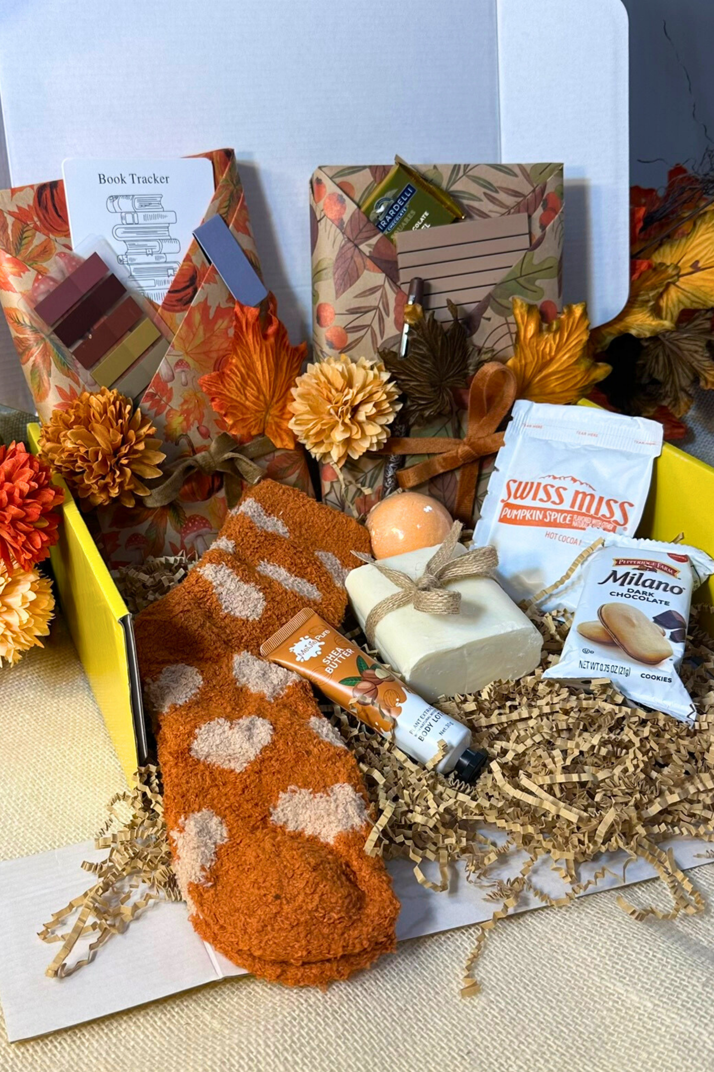 Fall Blind Date With a Book Box – Cozy Autumn Gift Set With Surprise Book & Seasonal Treats
