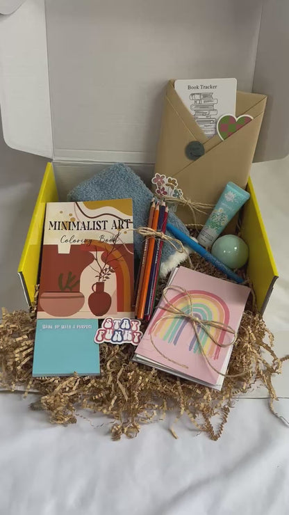Summer Reading Gift Book Lover Vacation Set Beach Reading Surprise Box Spa Bundle Beach Relaxation Kit Beach Day Reading Summer Box Travel